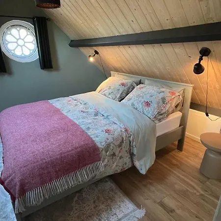 Boven De S L A G E R I J Schijndel