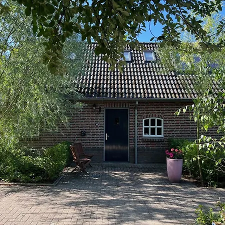 Boven De S L A G E R I J Lejlighed *