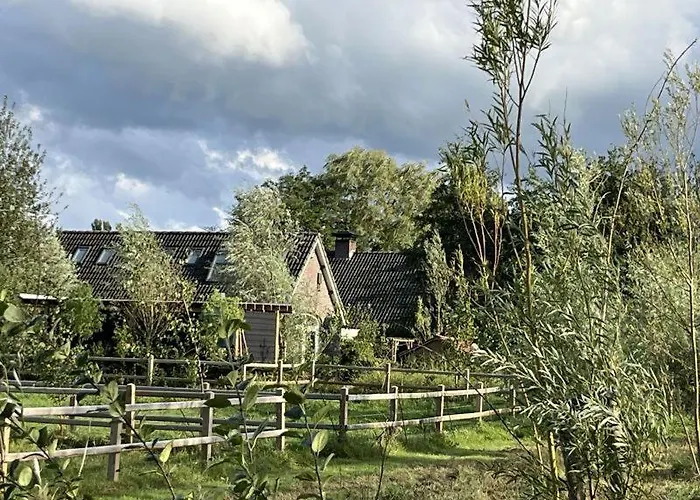 Boven De S L A G E R I J *